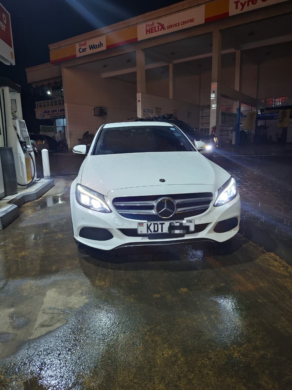 Mercedes Benz  view 5